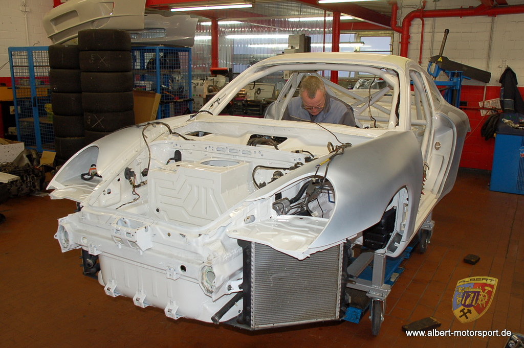 Porsche 996 GT3 RS Unfallschaden Neuaufbau