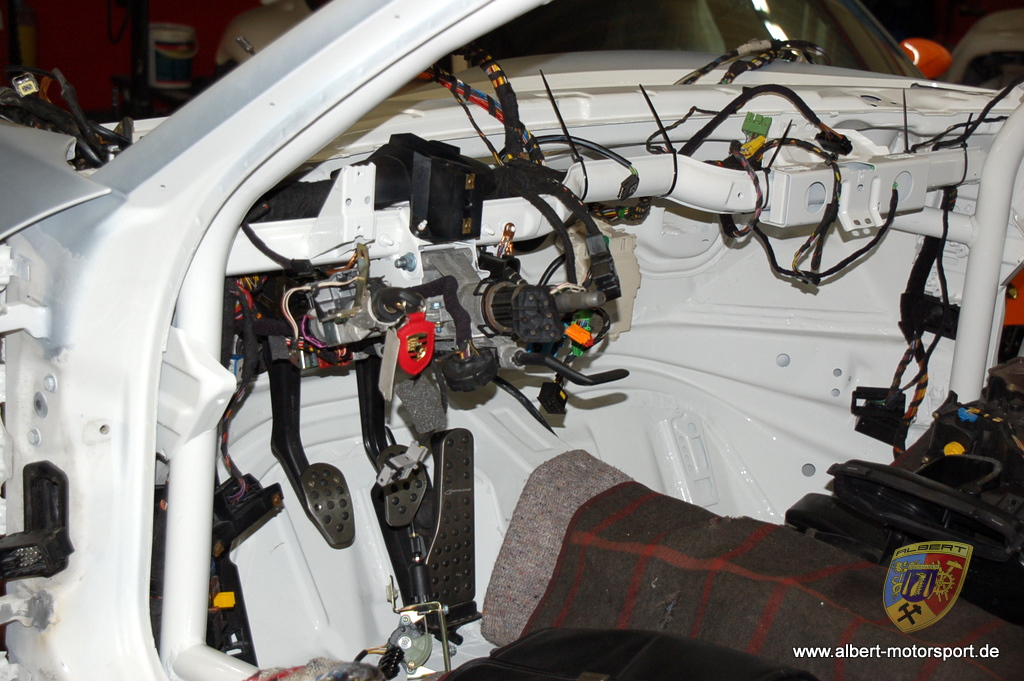 Porsche 996 GT3 RS Unfallschaden Neuaufbau