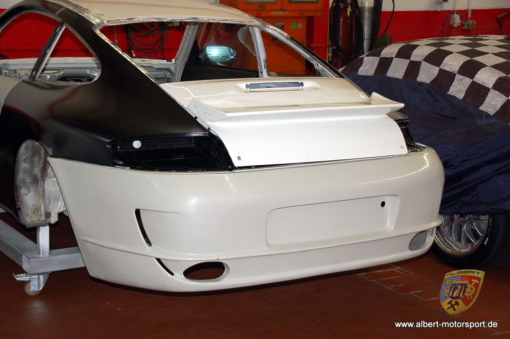 Porsche 996 GT3 RS Unfallschaden Neuaufbau
