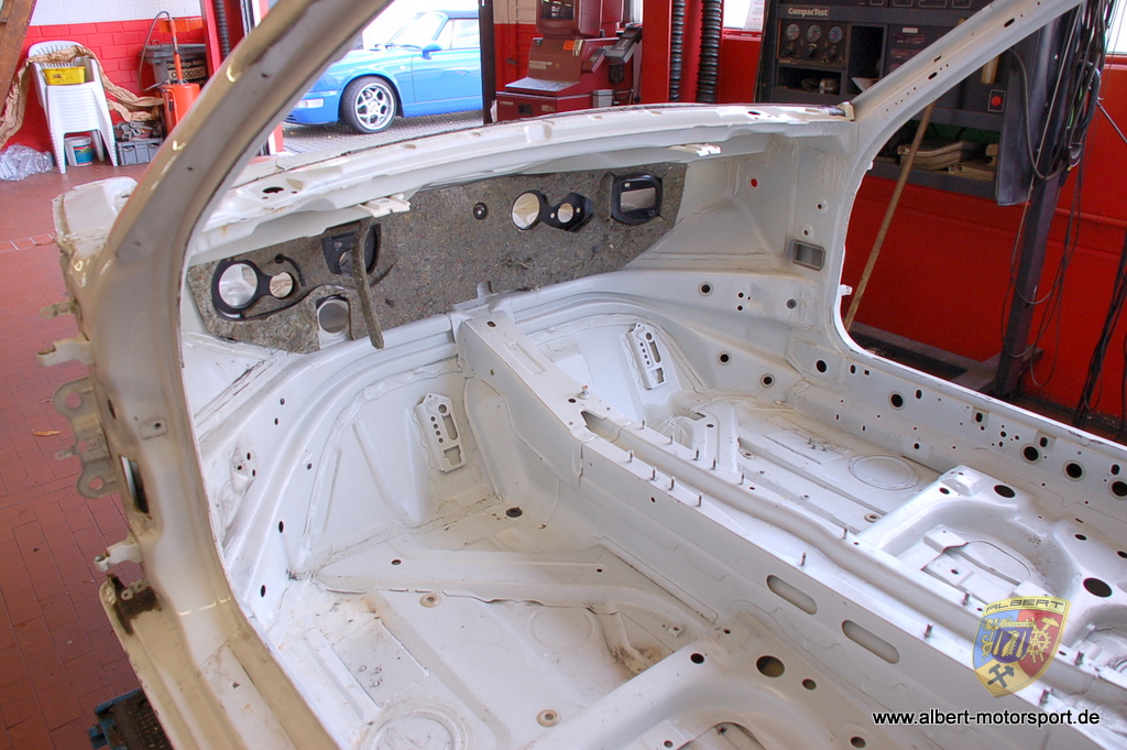 Porsche 996 GT3 RS Unfallschaden Neuaufbau