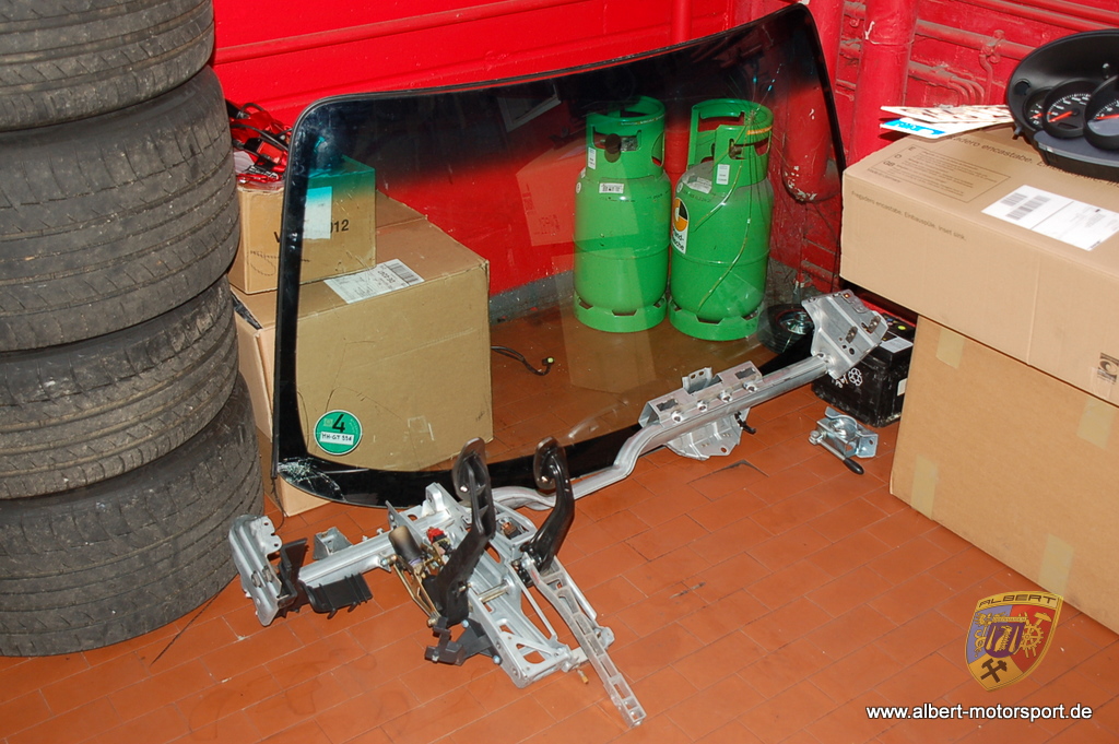 Porsche 996 GT3 RS Unfallschaden Neuaufbau
