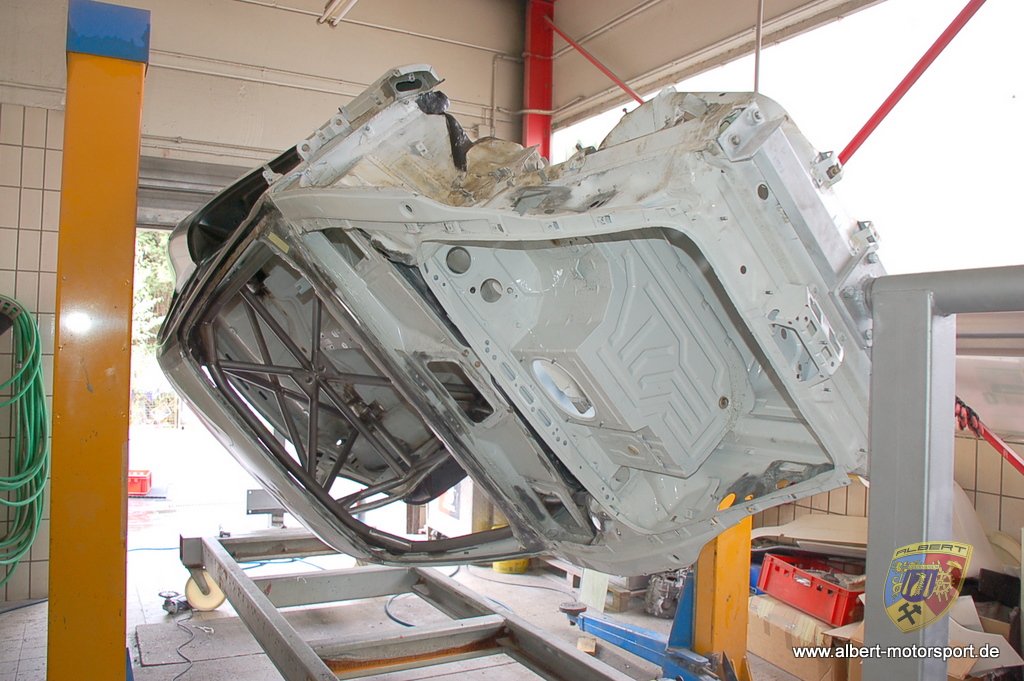 Porsche 996 GT3 RS Unfallschaden Neuaufbau
