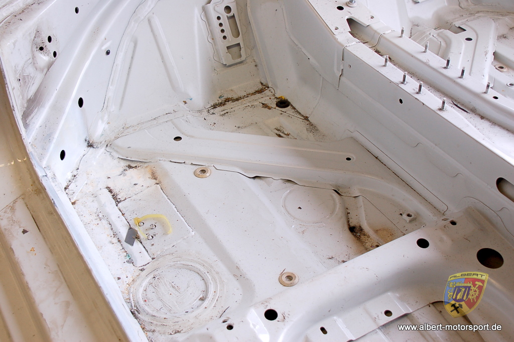 Porsche 996 GT3 RS Unfallschaden Neuaufbau