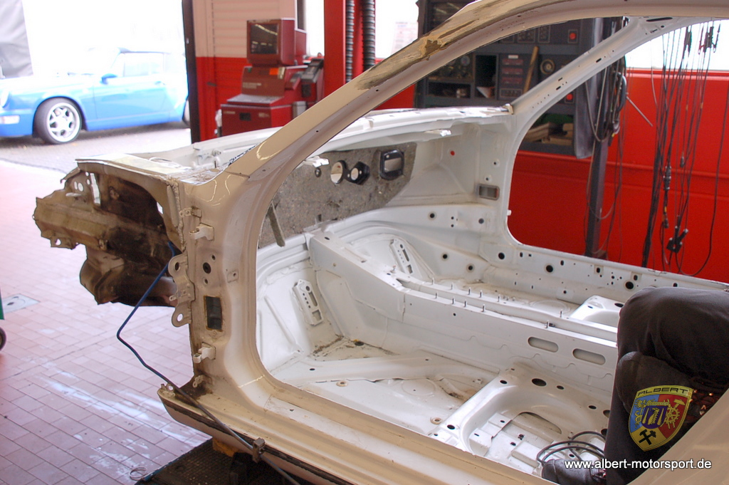 Porsche 996 GT3 RS Unfallschaden Neuaufbau
