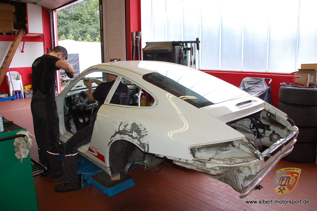 Porsche 996 GT3 RS Unfallschaden Neuaufbau