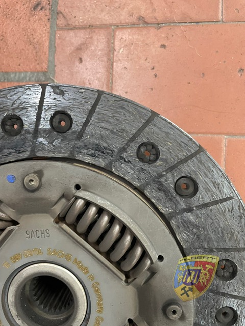 Porsche 996 Turbo Wyxx Getriebereparatur bei Albert Motorsport