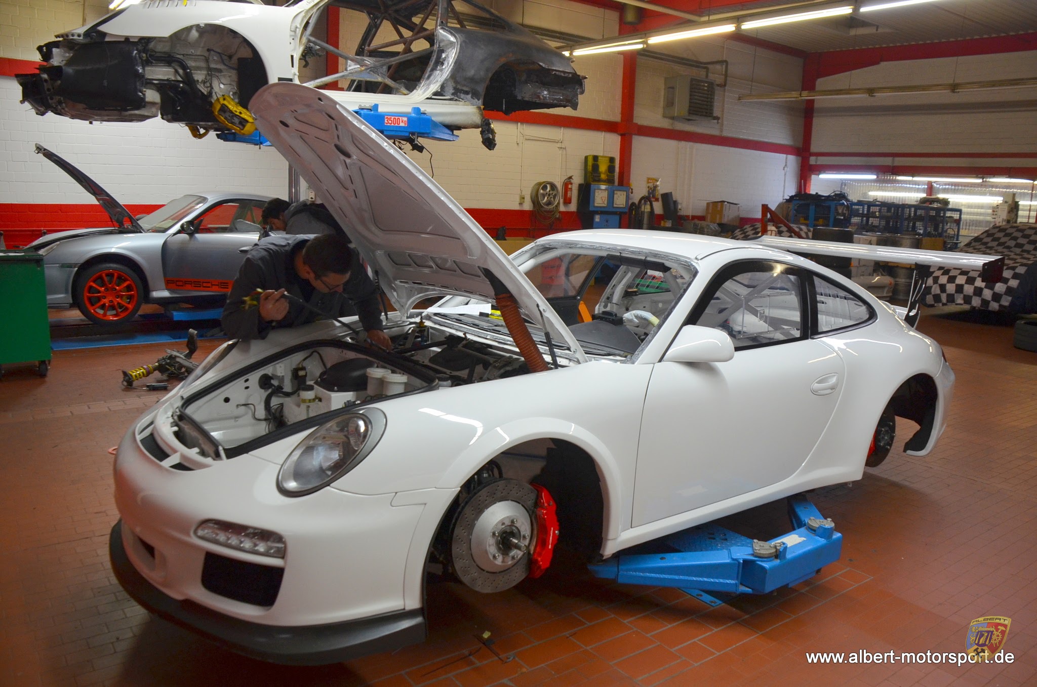 Porsche 997 GT3 Cup 2010 Generalüberholung bei Albert Motorsport