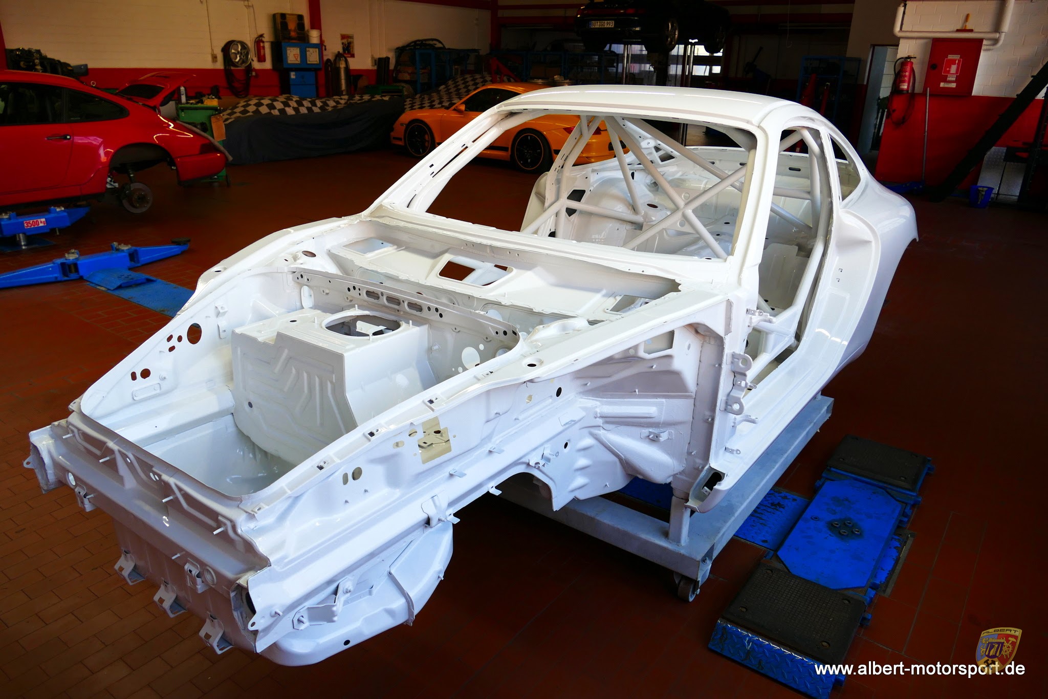 Porsche 996 GT3 Cup komplette Revision und Neuaufbau