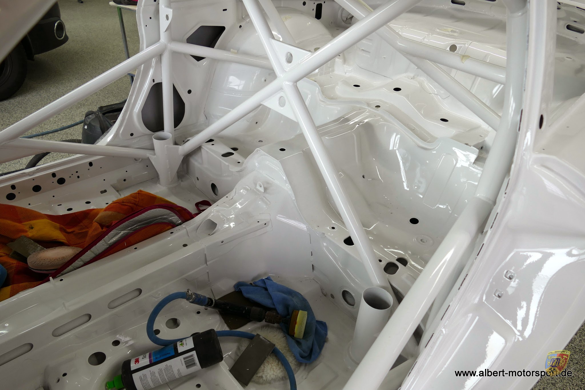 Porsche 996 GT3 Cup komplette Revision und Neuaufbau