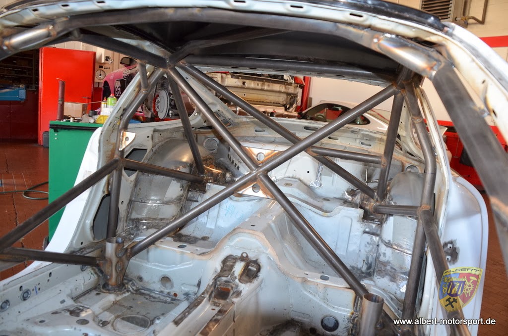 Porsche 996 GT3 Cup komplette Revision und Neuaufbau