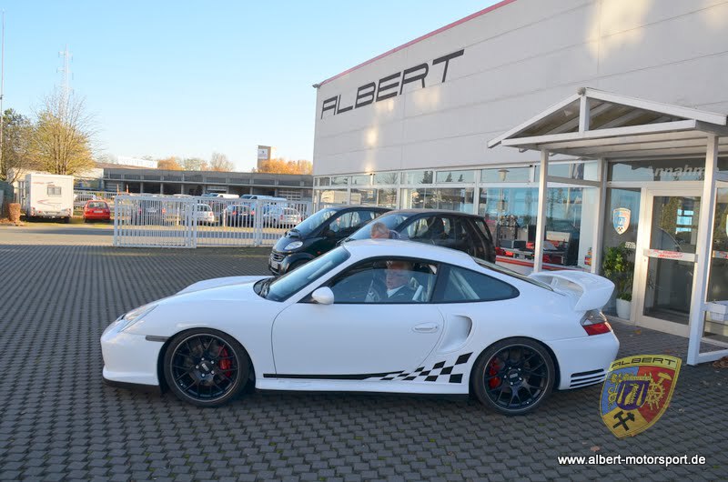 Porsche 996 GT2 Street Race Unfallschaden und Neuaufbau bei Albert Motorsport