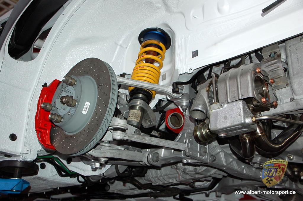 Porsche 996 GT2 Street Race Unfallschaden und Neuaufbau bei Albert Motorsport