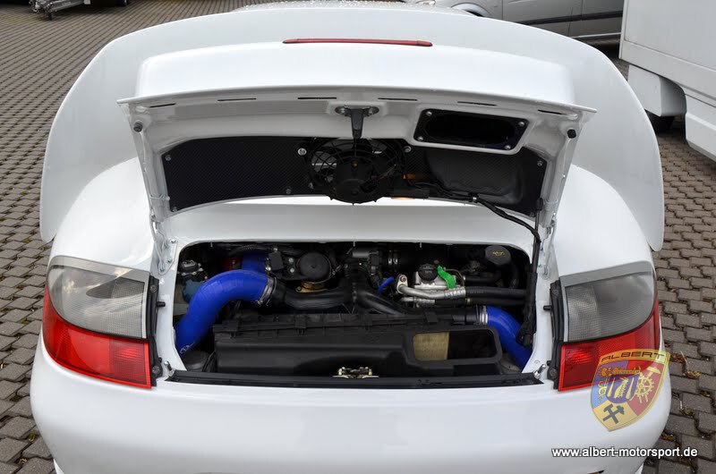 Porsche 996 GT2 Street Race Unfallschaden und Neuaufbau bei Albert Motorsport
