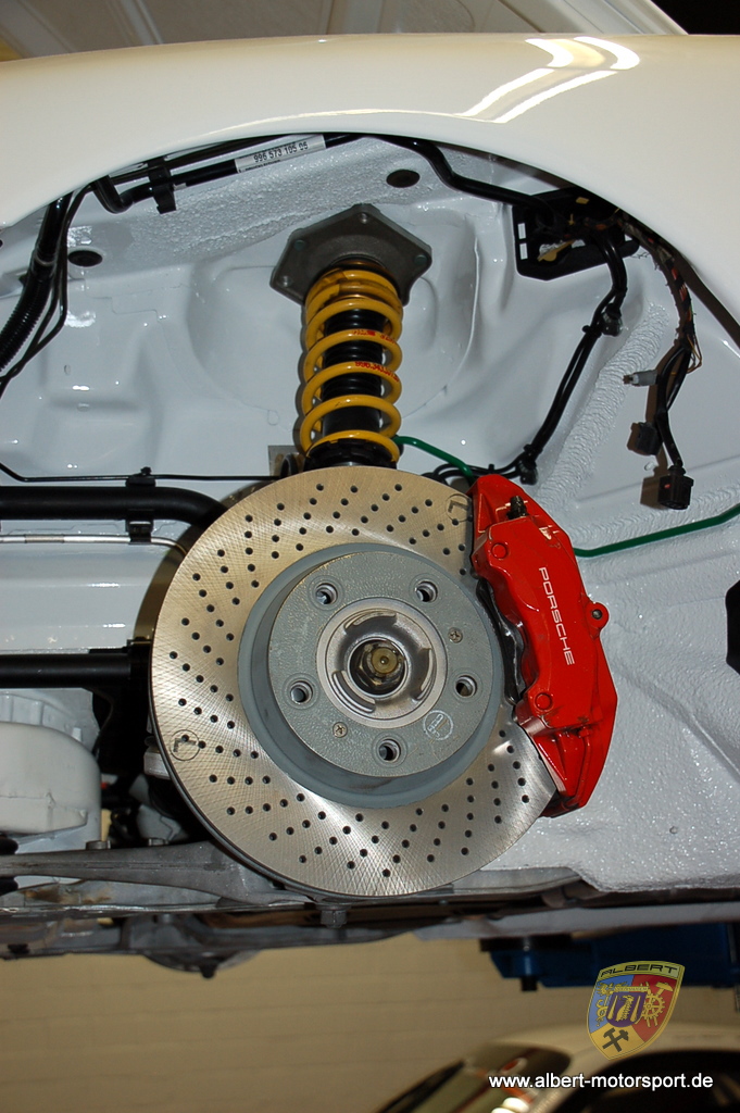 Porsche 996 GT2 Street Race Unfallschaden und Neuaufbau bei Albert Motorsport