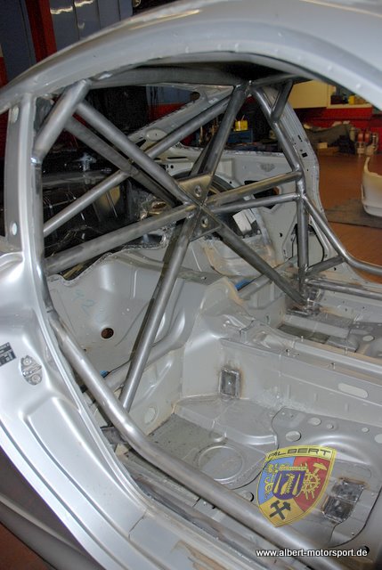 Porsche 996 GT2 Street Race Unfallschaden und Neuaufbau bei Albert Motorsport