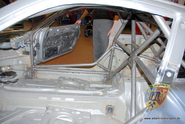 Porsche 996 GT2 Street Race Unfallschaden und Neuaufbau bei Albert Motorsport