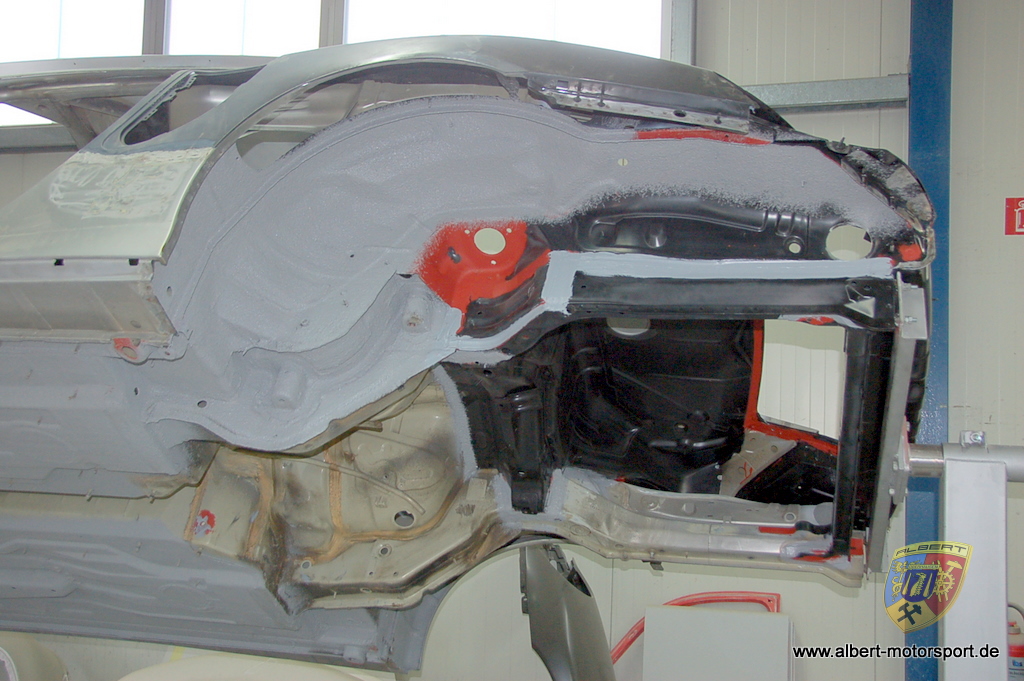 Porsche 996 GT2 Street Race Unfallschaden und Neuaufbau bei Albert Motorsport