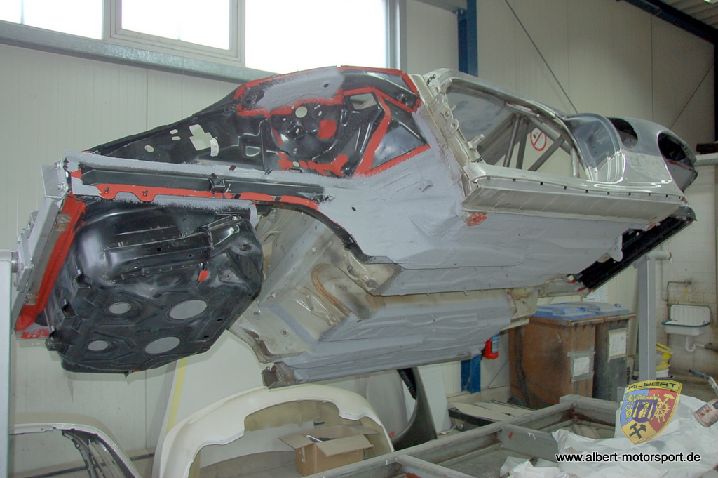 Porsche 996 GT2 Street Race Unfallschaden und Neuaufbau bei Albert Motorsport