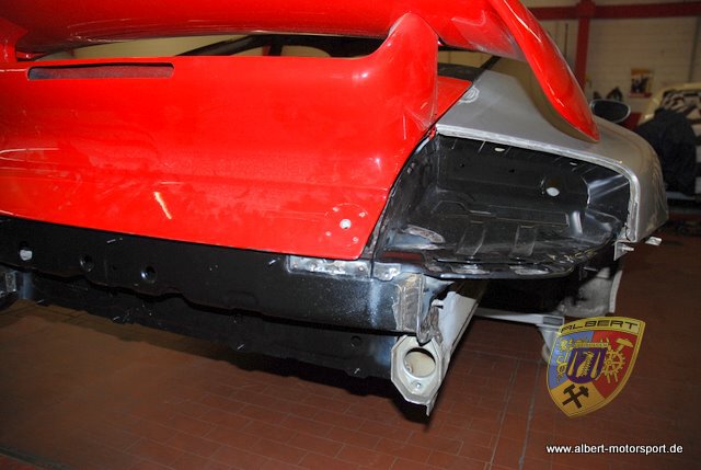 Porsche 996 GT2 Street Race Unfallschaden und Neuaufbau bei Albert Motorsport