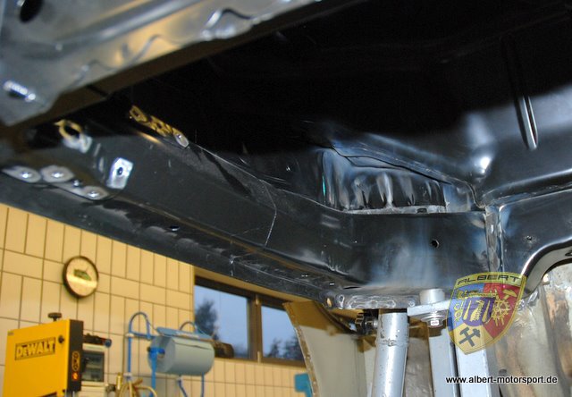 Porsche 996 GT2 Street Race Unfallschaden und Neuaufbau bei Albert Motorsport