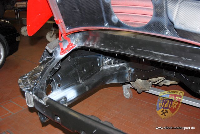 Porsche 996 GT2 Street Race Unfallschaden und Neuaufbau bei Albert Motorsport