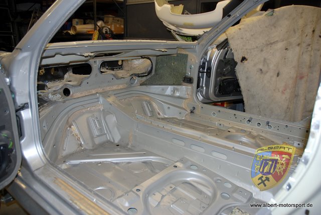 Porsche 996 GT2 Street Race Unfallschaden und Neuaufbau bei Albert Motorsport
