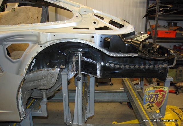 Porsche 996 GT2 Street Race Unfallschaden und Neuaufbau bei Albert Motorsport