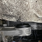 Porsche 993 Fahrschemel Lager festsetzen bei Albert Motorsport