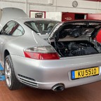 Porsche 996 Carrera 4S d’Alexandru — réparation après une casse moteur chez Albert Motorsport